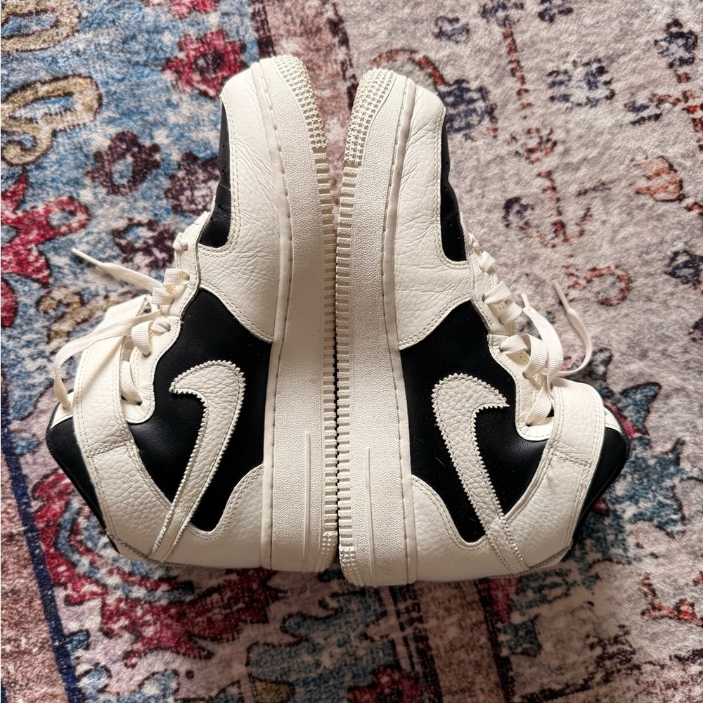 Nike Air Force 1 Mid ‘07, Every 1 reverse Panda